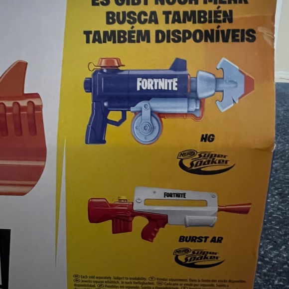 Nerf Super Soaker Fortnite HC Water Blaster, Powerful Water Blast - Picture 6 of 7